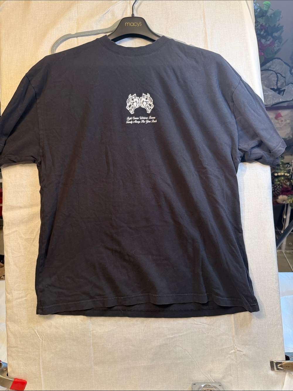 Darc Sport Wolves Black Graphic Crewneck T-Shirt - L Fight Cancer NFGU 49/500